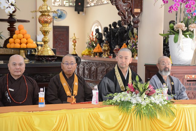 Japanese Pure Land Delegation visited Hoang Phap